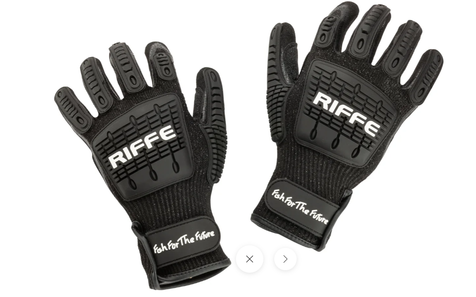 Riffe Holdfast Cut Resistant High Impact Glove with Strap